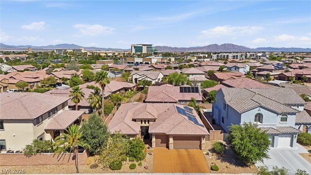 7324 Bugler Swan Way, North Las Vegas, NV 89084