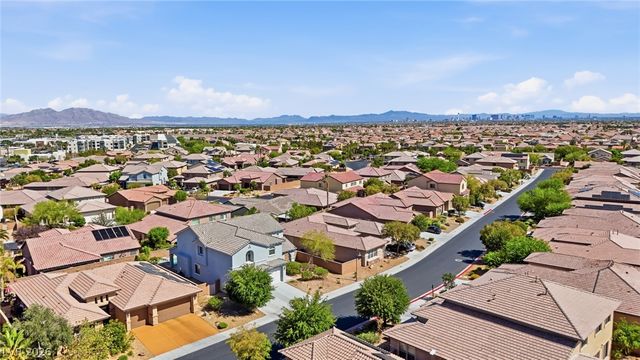 7324 Bugler Swan Way, North Las Vegas, NV 89084