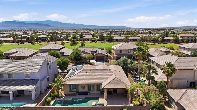 7324 Bugler Swan Way, North Las Vegas, NV 89084