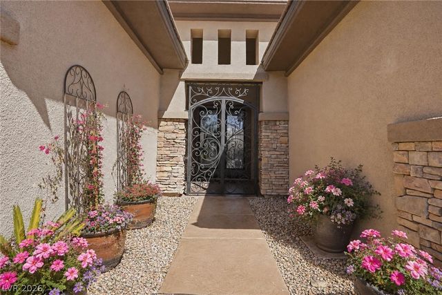 7324 Bugler Swan Way, North Las Vegas, NV 89084