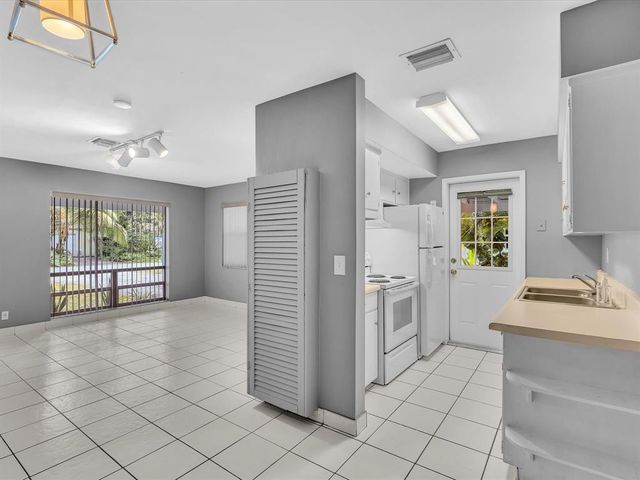 141 NE 30th Court, Wilton Manors, FL 33334