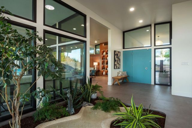 1230 W Moraga Road, Fresno, CA 93711