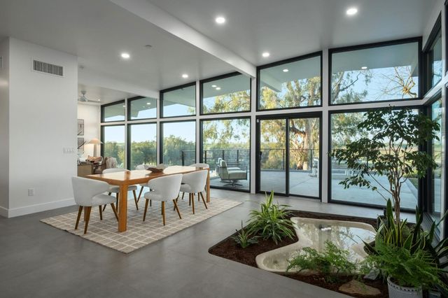 1230 W Moraga Road, Fresno, CA 93711