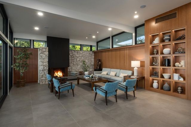 1230 W Moraga Road, Fresno, CA 93711