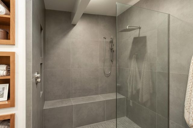 1230 W Moraga Road, Fresno, CA 93711