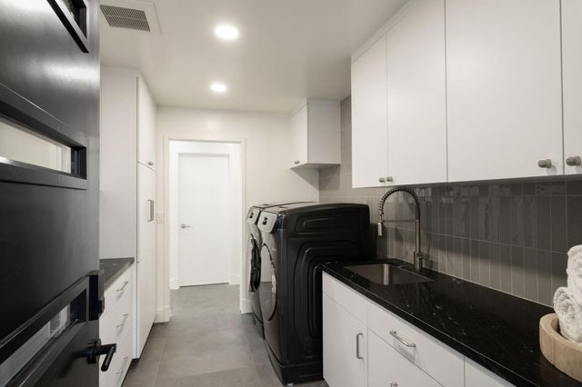 1230 W Moraga Road, Fresno, CA 93711