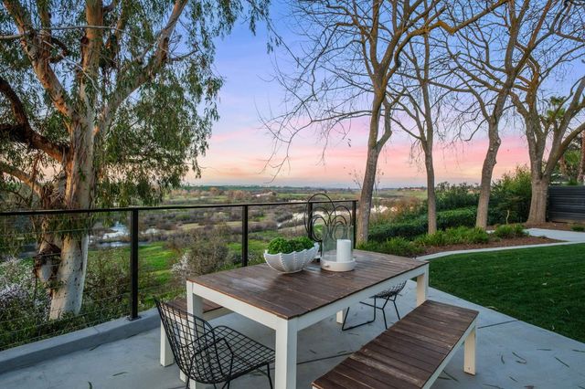 1230 W Moraga Road, Fresno, CA 93711