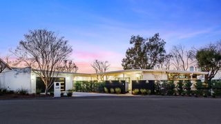 1230 W Moraga Road, Fresno, CA 93711
