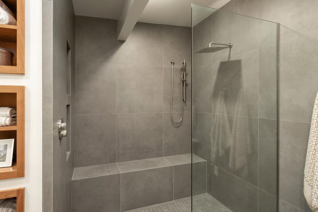 Image 32 of property listing at 1230 W Moraga Road, Fresno, CA 93711