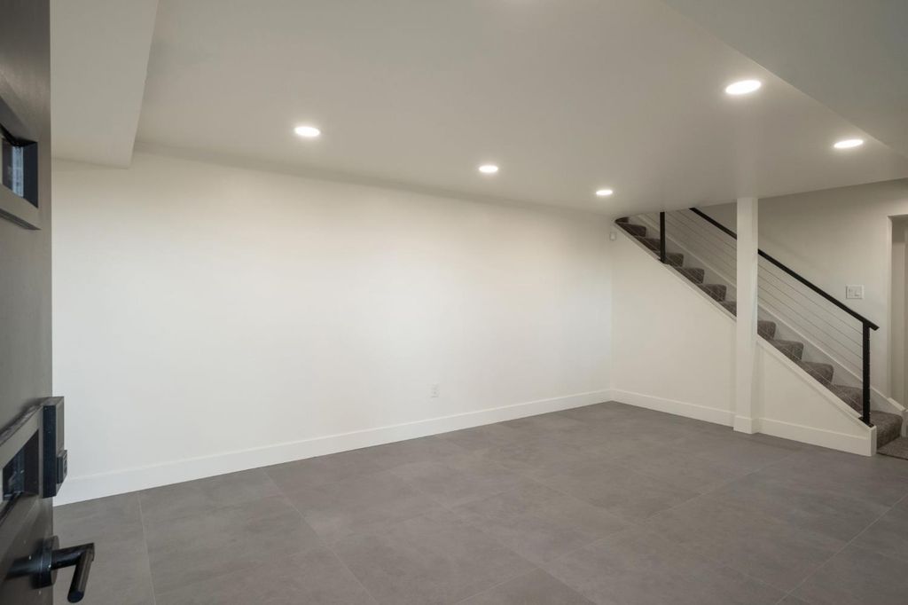 Image 39 of property listing at 1230 W Moraga Road, Fresno, CA 93711