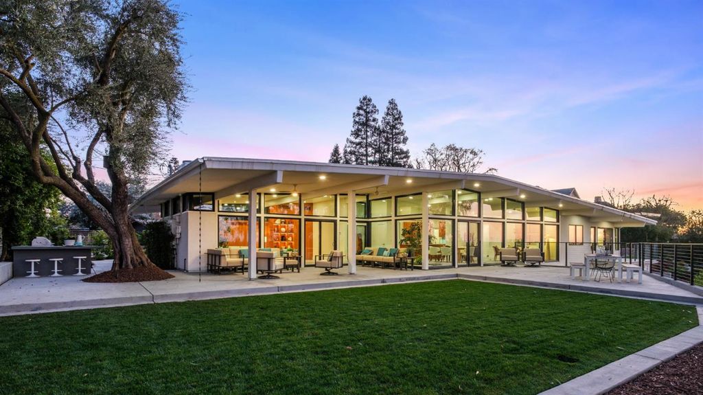 Image 49 of property listing at 1230 W Moraga Road, Fresno, CA 93711