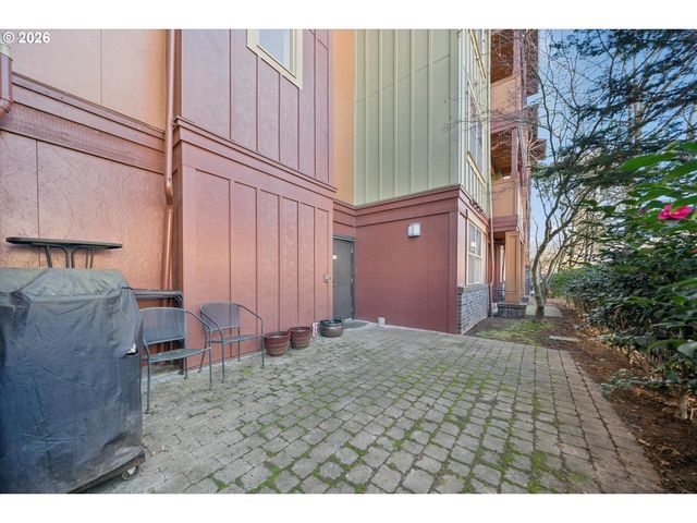 400 Ne 100TH Ave 406, Portland, OR 97220