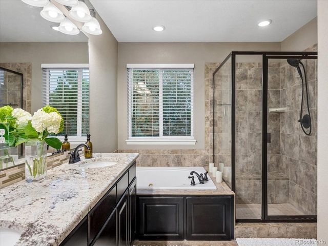 6320 S Langdale Way, Aurora, CO 80016