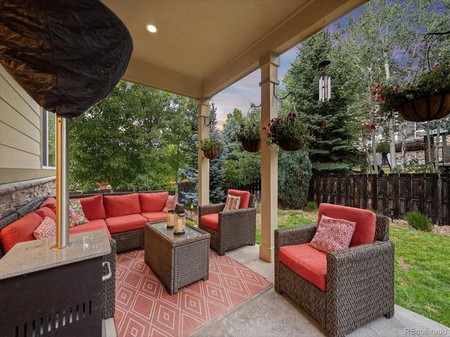 6320 S Langdale Way, Aurora, CO 80016