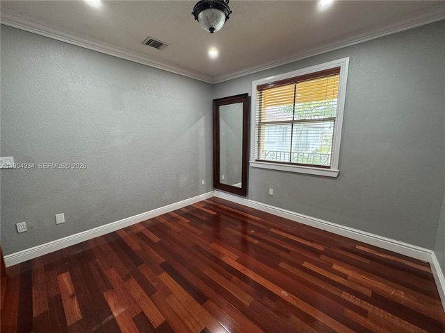 2155 SW 156th Ct, Miami, FL 33185