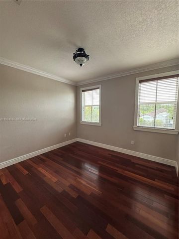 2155 SW 156th Ct, Miami, FL 33185