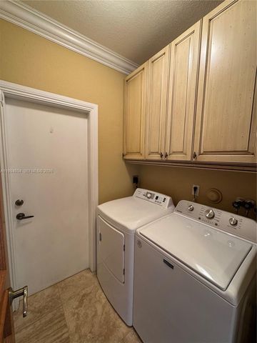 2155 SW 156th Ct, Miami, FL 33185