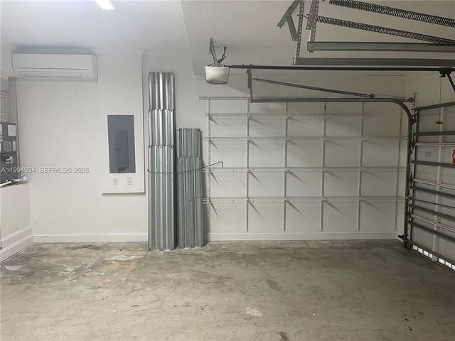 2155 SW 156th Ct, Miami, FL 33185