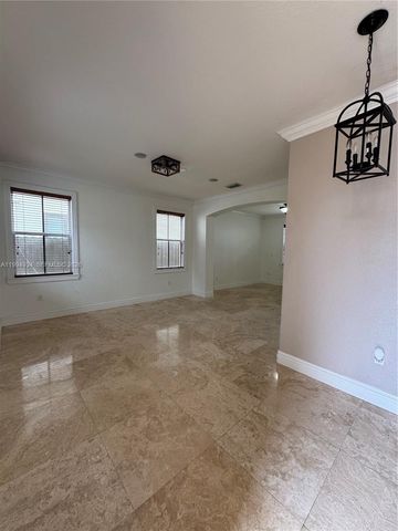 2155 SW 156th Ct, Miami, FL 33185