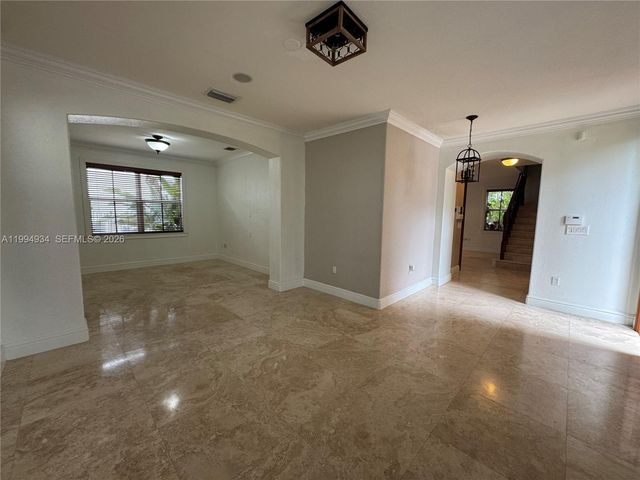 2155 SW 156th Ct, Miami, FL 33185