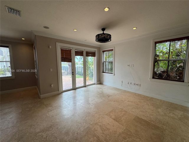 2155 SW 156th Ct, Miami, FL 33185