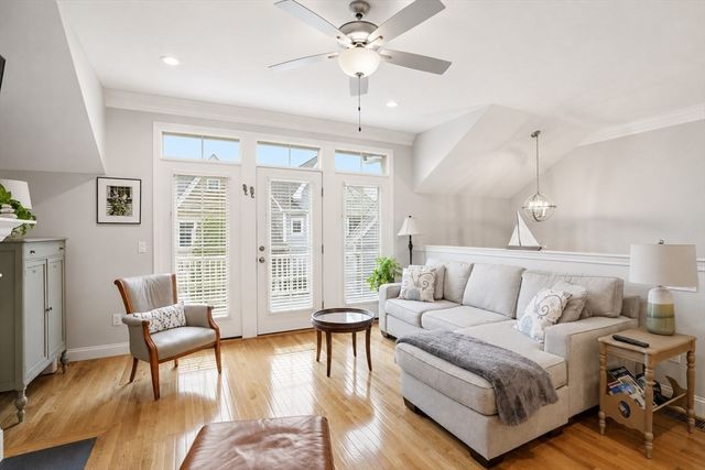 6 Ivy Ln, Plymouth, MA 02360