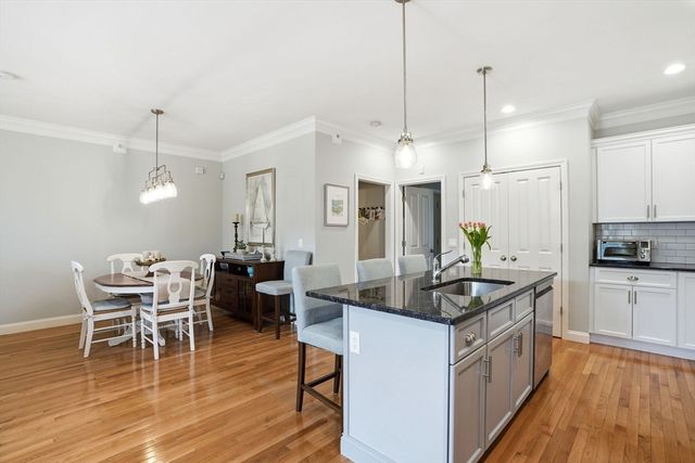 6 Ivy Ln, Plymouth, MA 02360