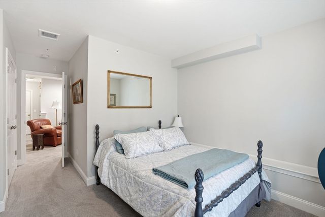 6 Ivy Ln, Plymouth, MA 02360