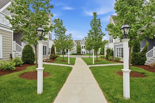 6 Ivy Ln, Plymouth, MA 02360