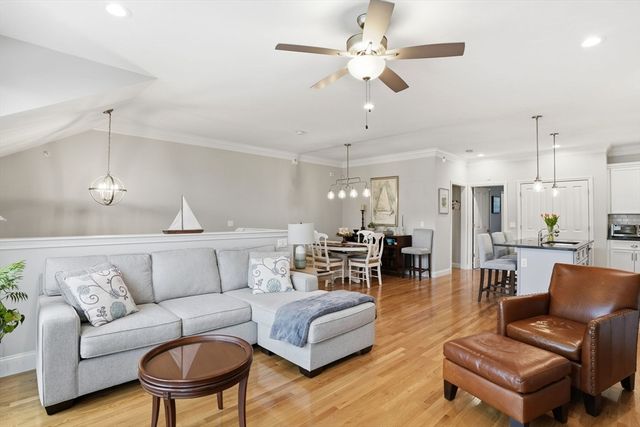 6 Ivy Ln, Plymouth, MA 02360