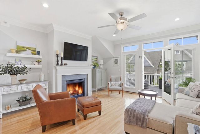6 Ivy Ln, Plymouth, MA 02360