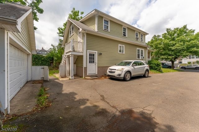 72 Minerva Ave, Hawthorne Boro, NJ 07506
