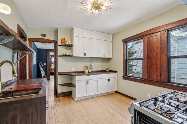 3421 N Fratney STREET, Milwaukee, WI 53212