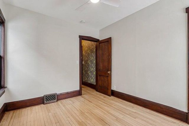 3421 N Fratney STREET, Milwaukee, WI 53212