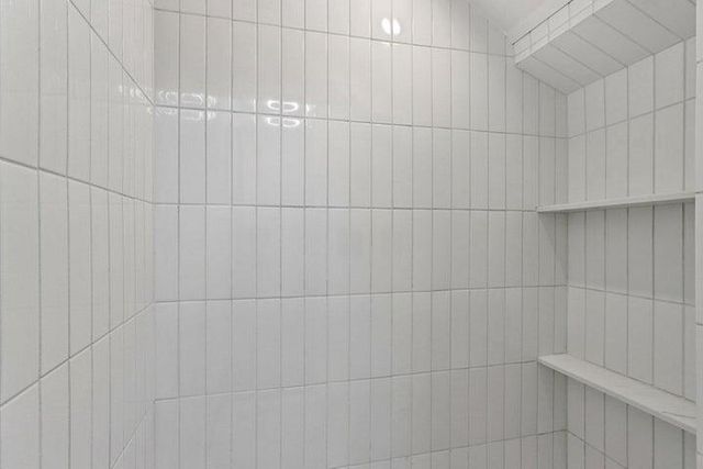 3421 N Fratney STREET, Milwaukee, WI 53212