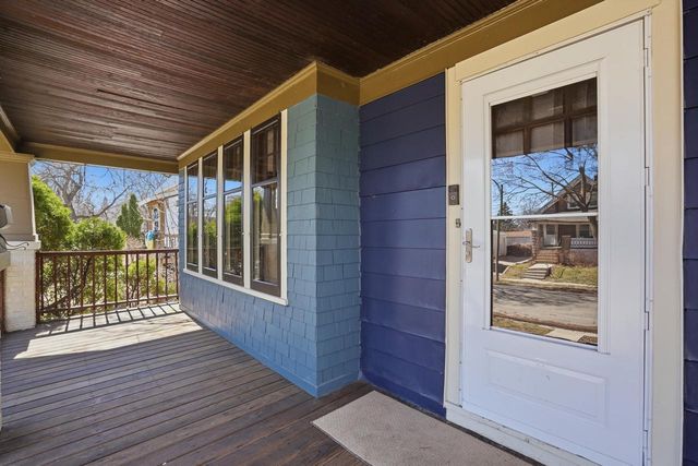 3421 N Fratney STREET, Milwaukee, WI 53212