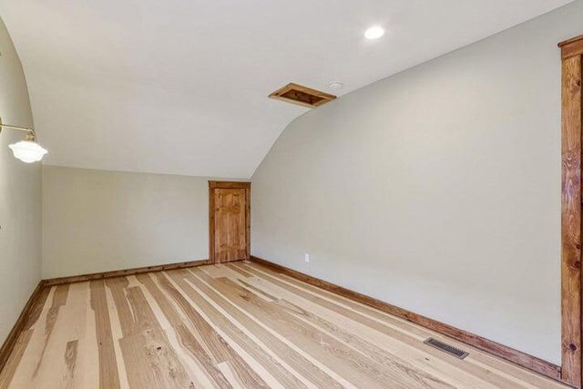 3421 N Fratney STREET, Milwaukee, WI 53212