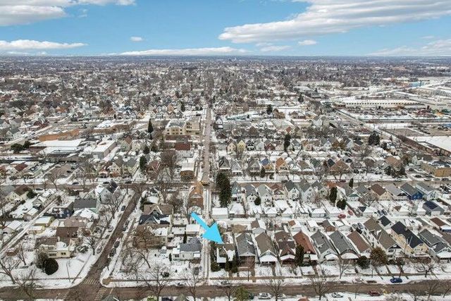 3421 N Fratney STREET, Milwaukee, WI 53212