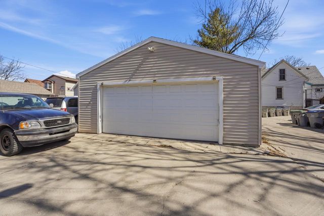 3421 N Fratney STREET, Milwaukee, WI 53212