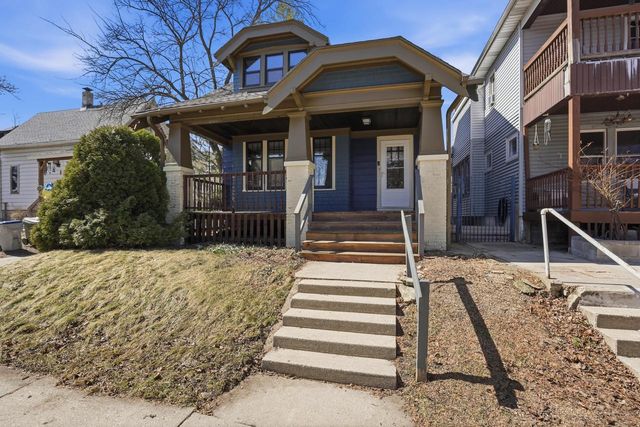 3421 N Fratney STREET, Milwaukee, WI 53212