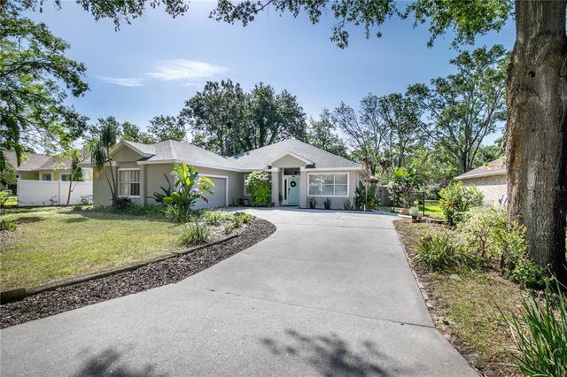 2623 GABLES DRIVE, Eustis, FL 32726