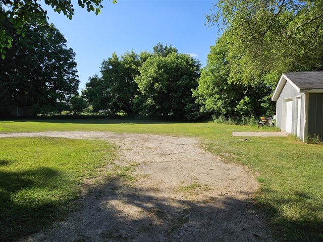 8991 W 1 Mile Road, Hesperia, MI 49421