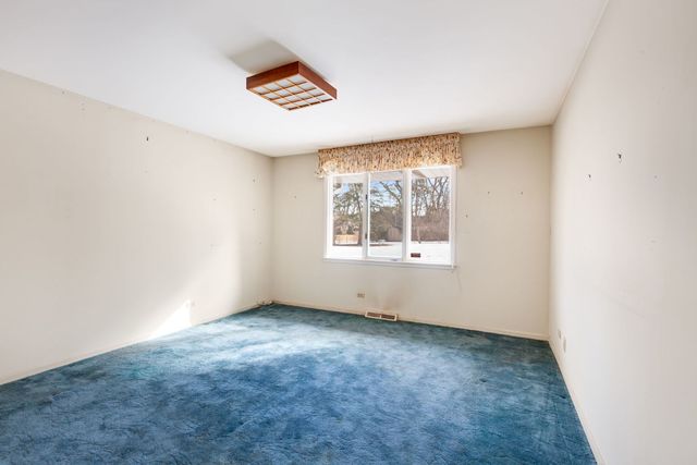 215 E Orchard Street, Arlington Heights, IL 60005