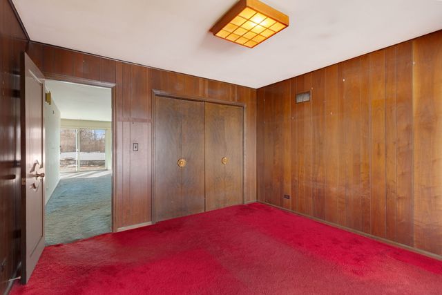 215 E Orchard Street, Arlington Heights, IL 60005