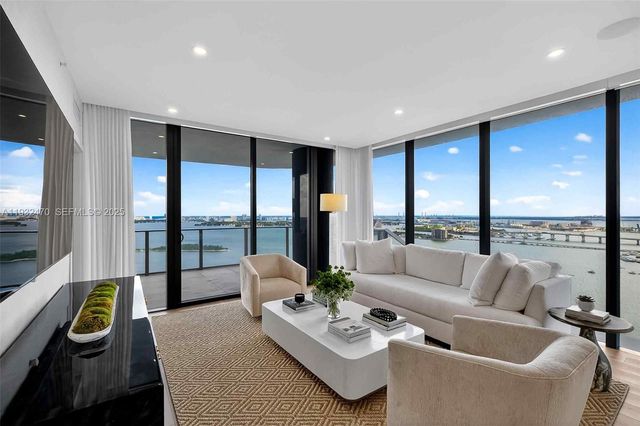 700 NE 24th St 3007, Miami, FL 33137