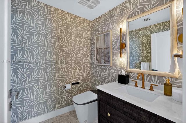 700 NE 24th St 3007, Miami, FL 33137