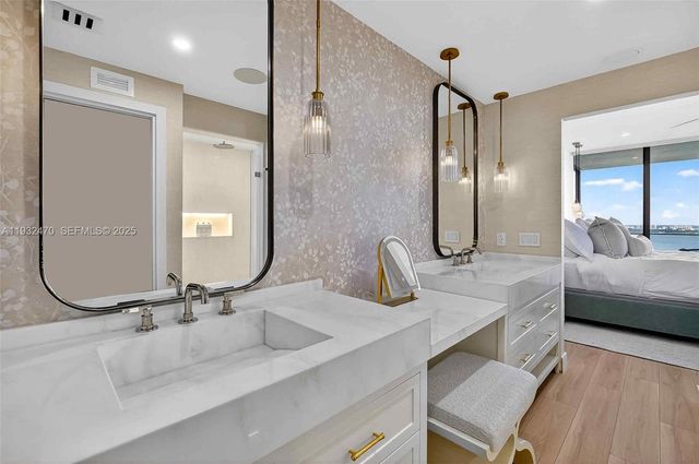 700 NE 24th St 3007, Miami, FL 33137