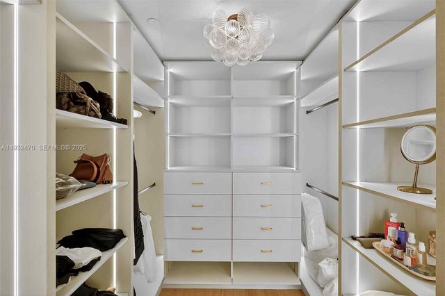 700 NE 24th St 3007, Miami, FL 33137