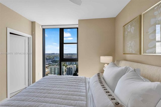 700 NE 24th St 3007, Miami, FL 33137