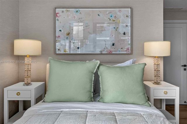 700 NE 24th St 3007, Miami, FL 33137